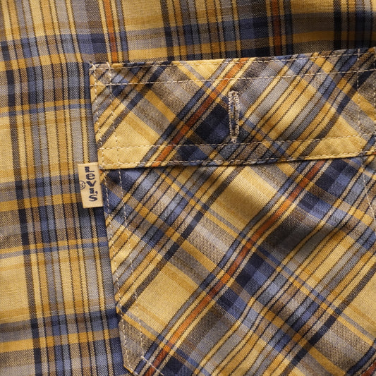Vintage Levi Button Up (L)