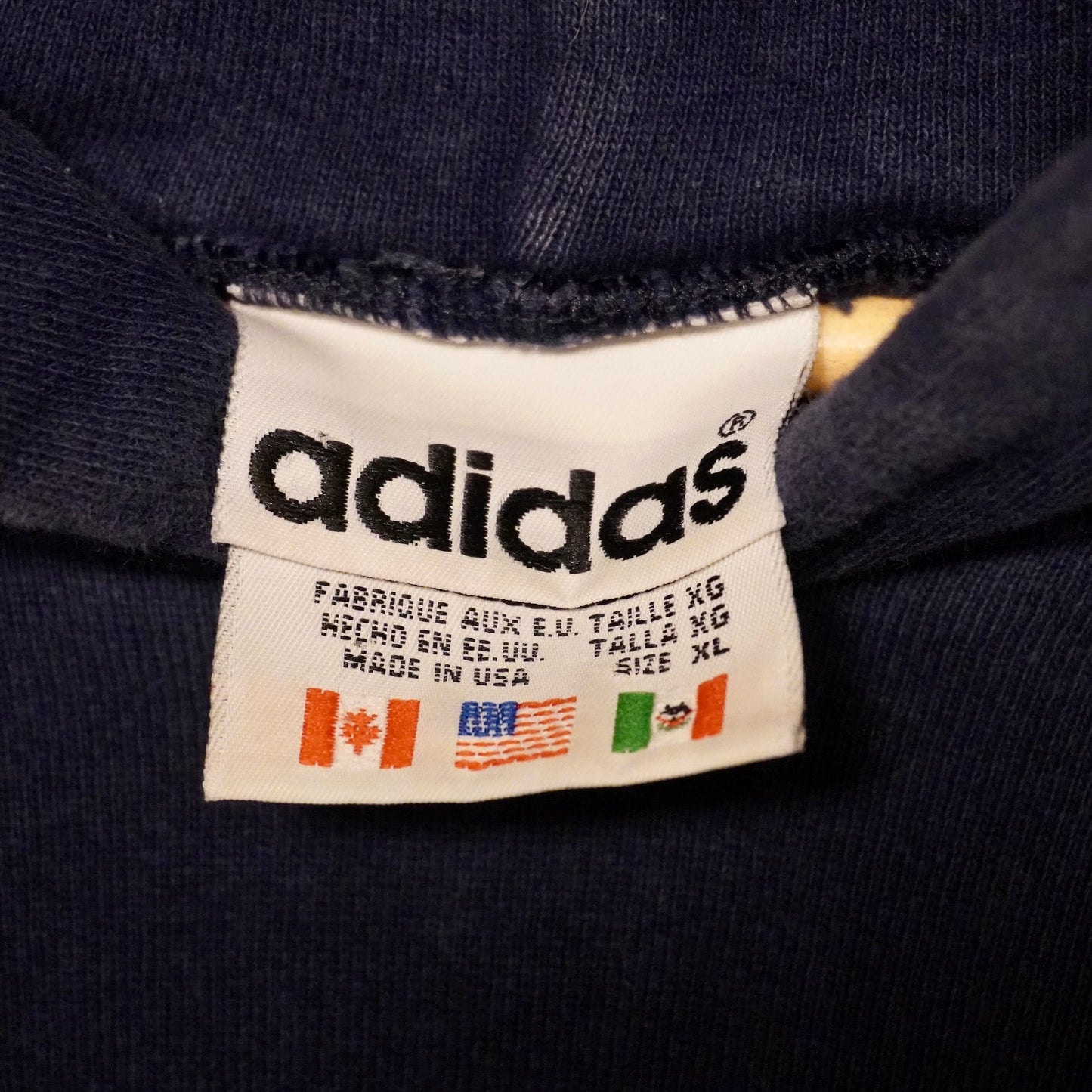 Vintage Adidas Hoodie (XL)