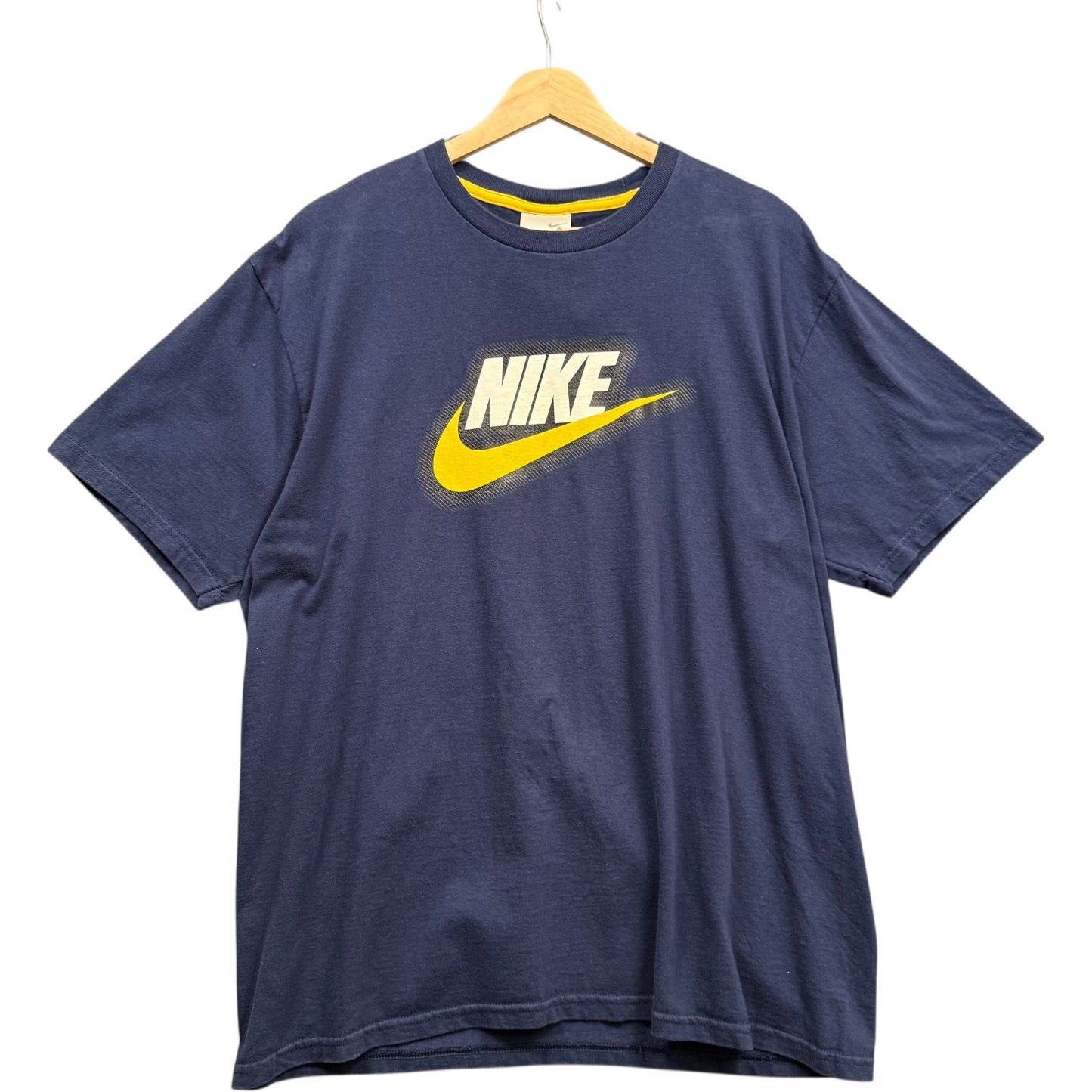 2000s Nike Tee (L)