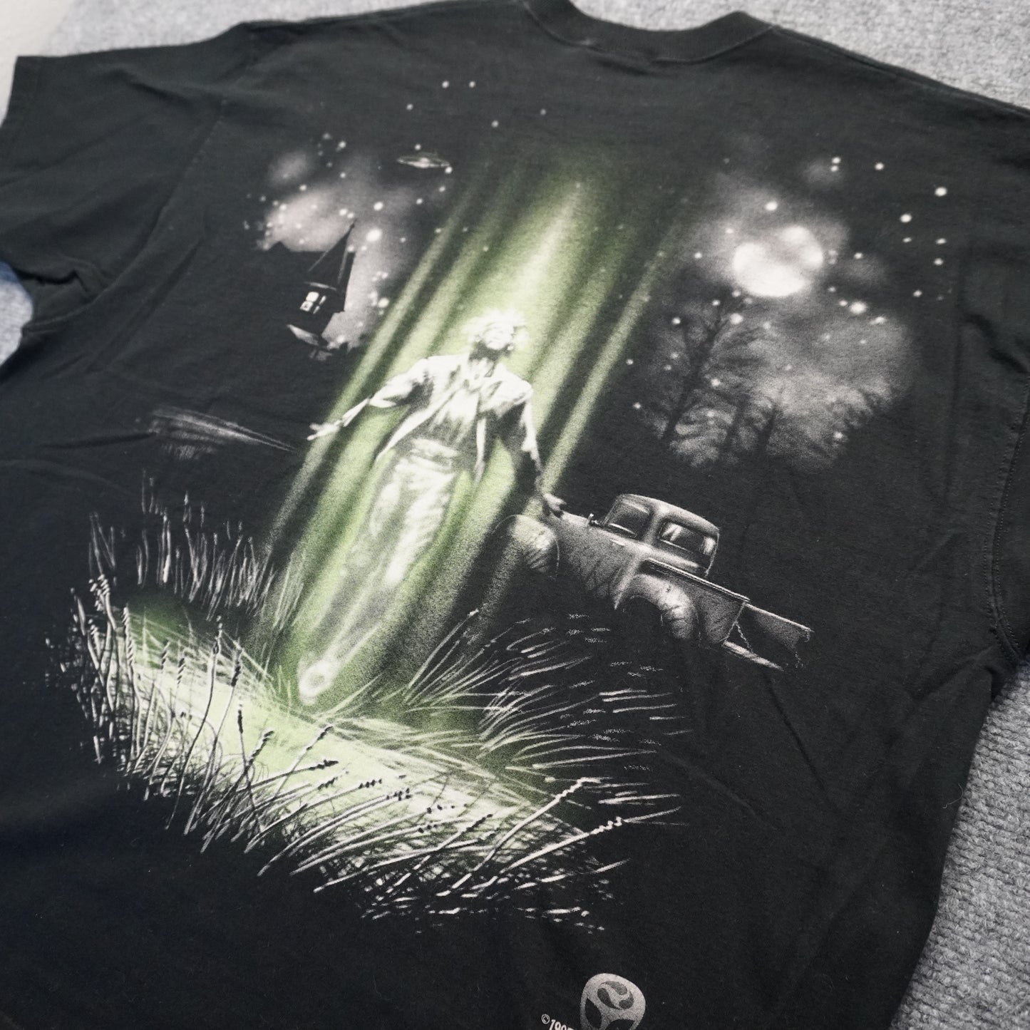 (XL/2XL) 1997 Liquid Blue Alien AOP