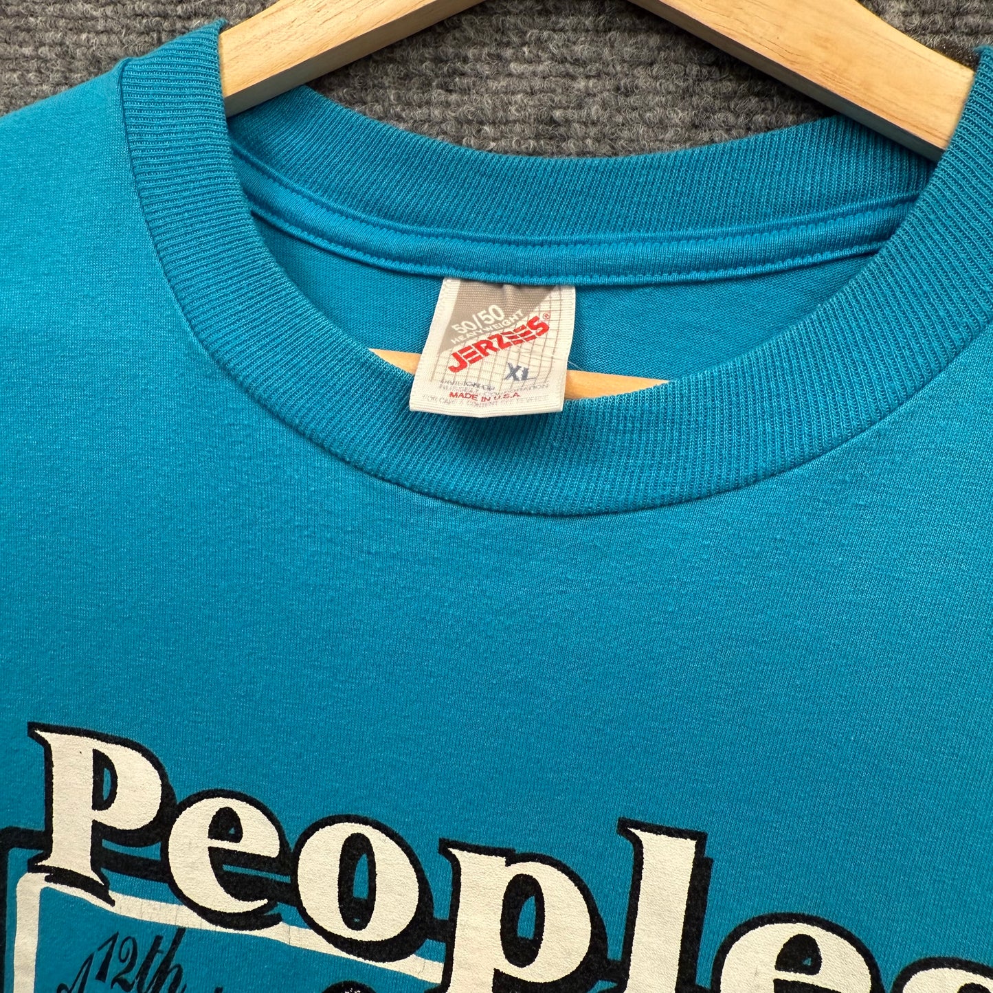 (L/XL) Vintage 90s Running T-Shirt