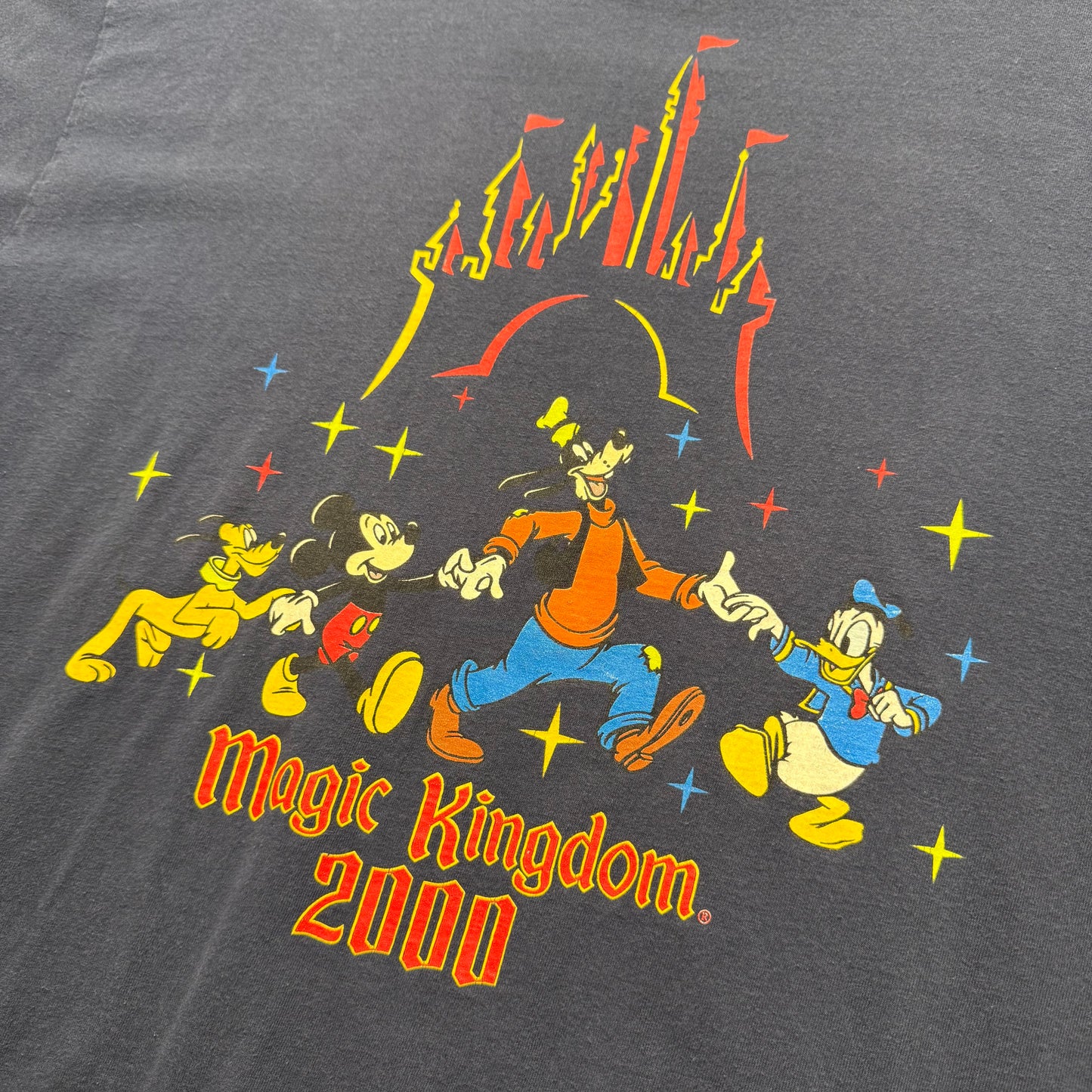 (L) 2000 Disney Tee