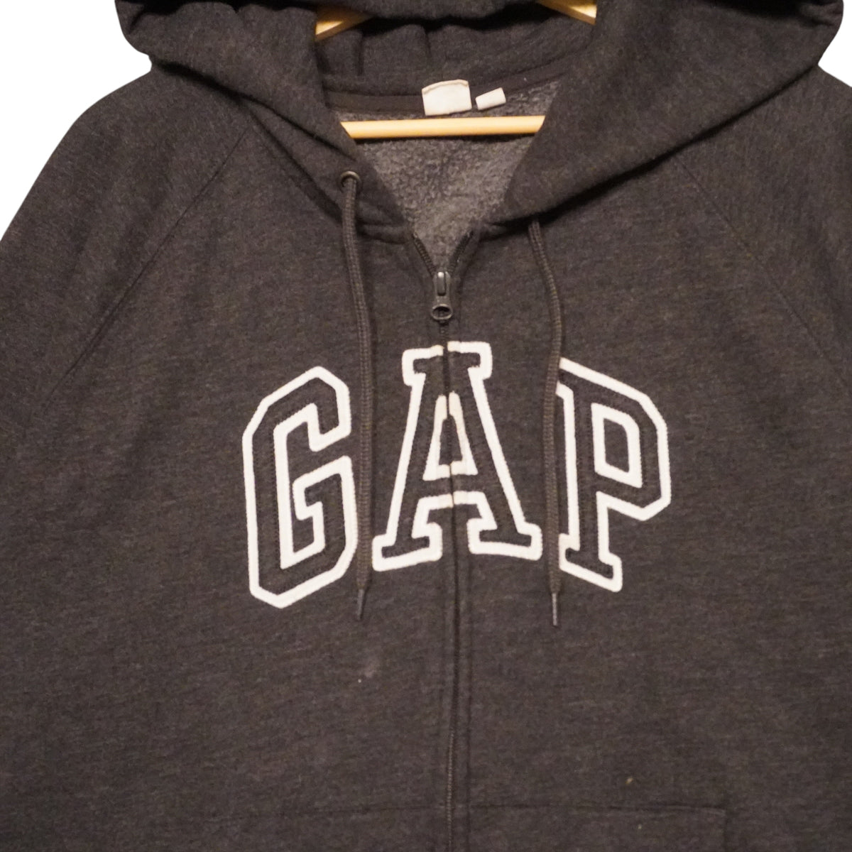 GAP Zip Up (L)