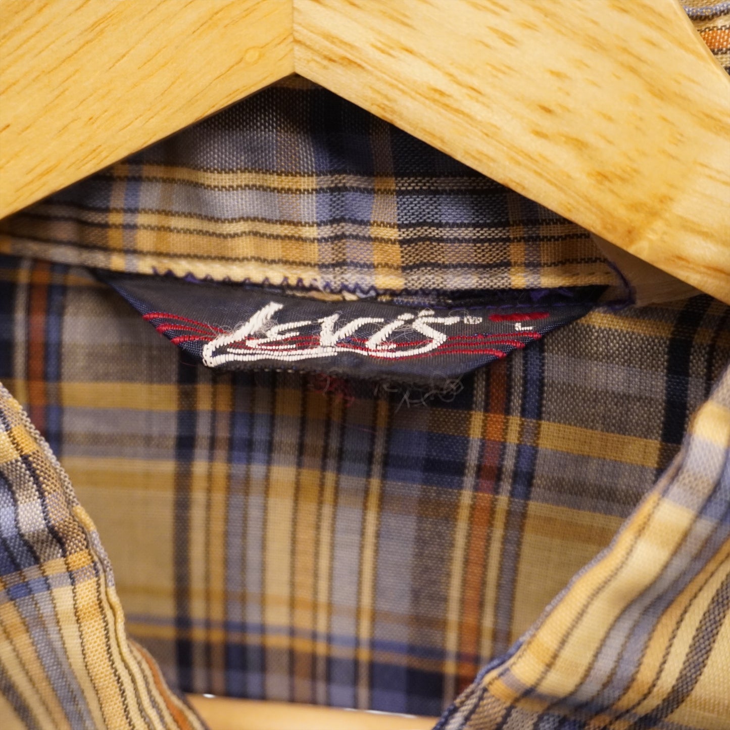 Vintage Levi Button Up (L)