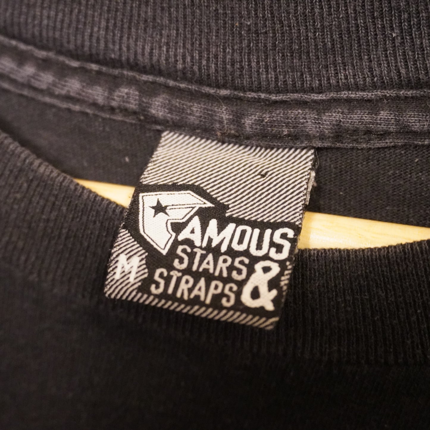 Vintage FAMOUS Metallica Rip Tee (M)