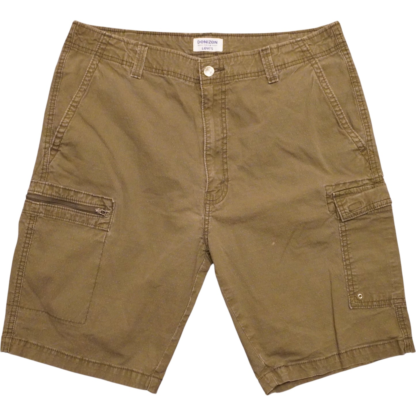 Green Levis Cargo Shorts (36)