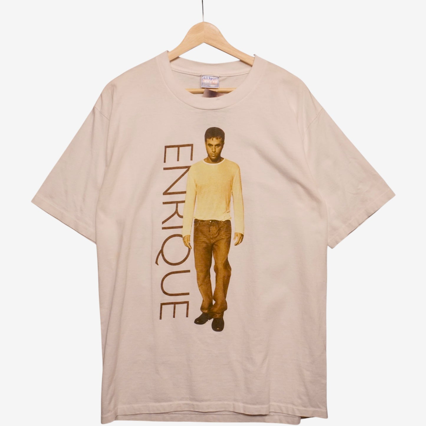 Vintage Enrique Iglesias (L)