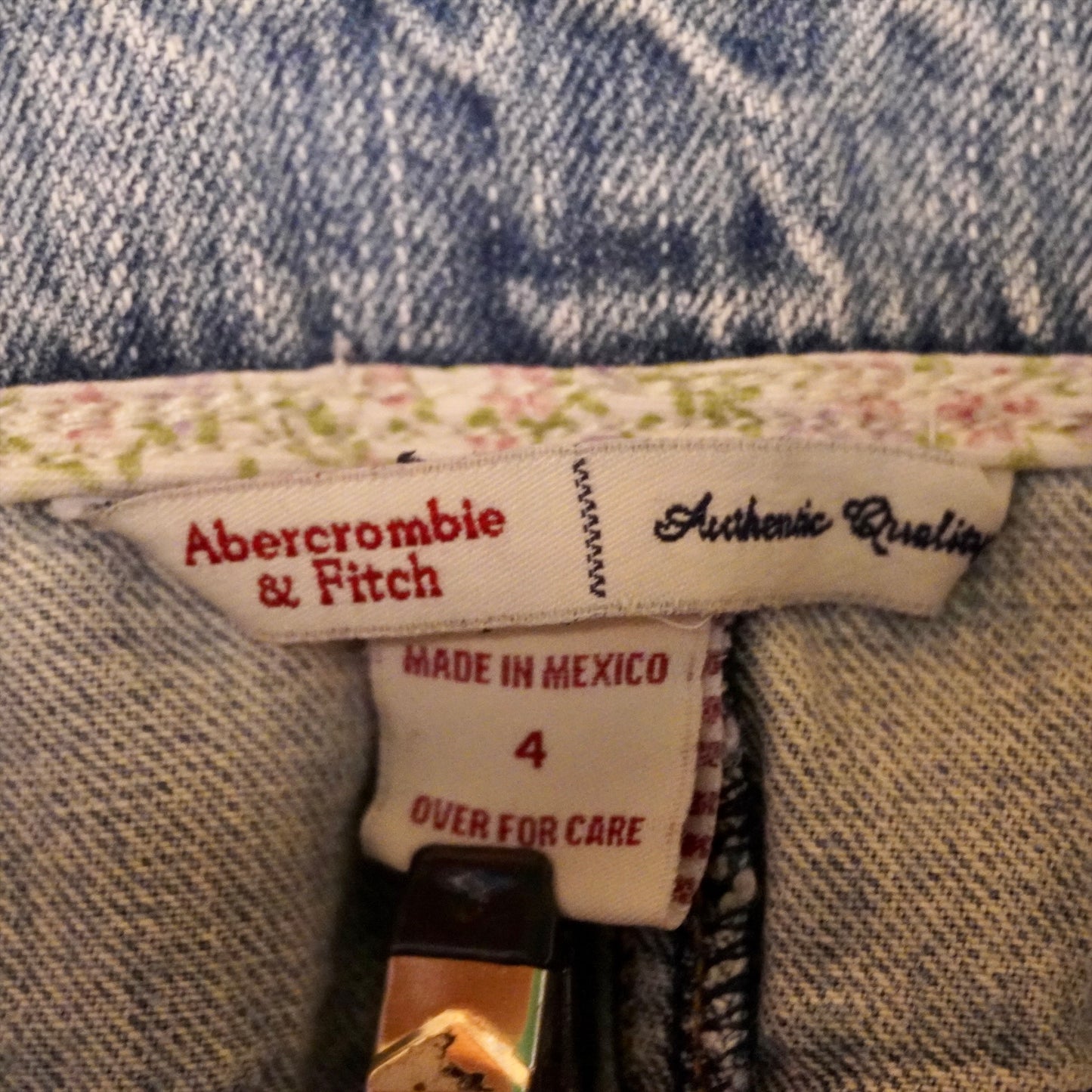 Y2K Abercrombie Denim Mini Skirt (W30 L10)