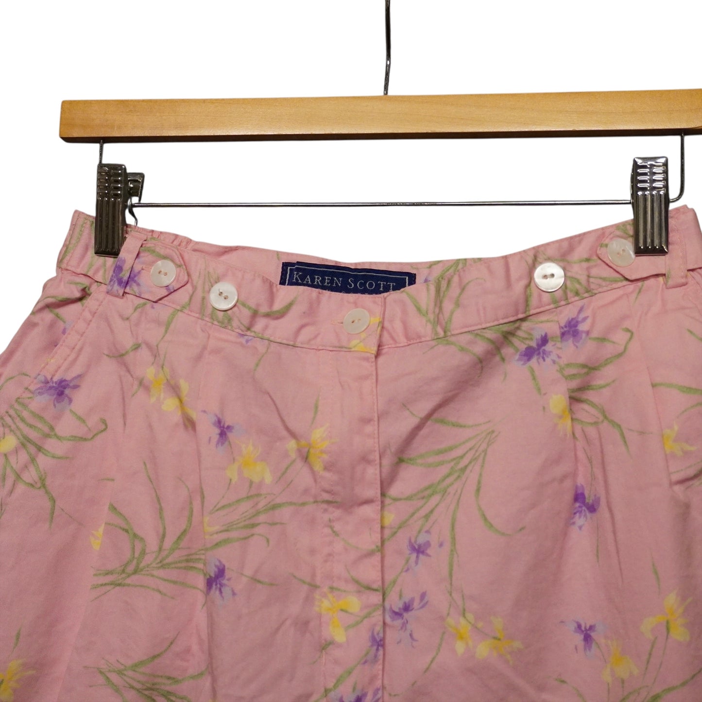 Vintage Karen Scott Light Pink Shorts (W26)