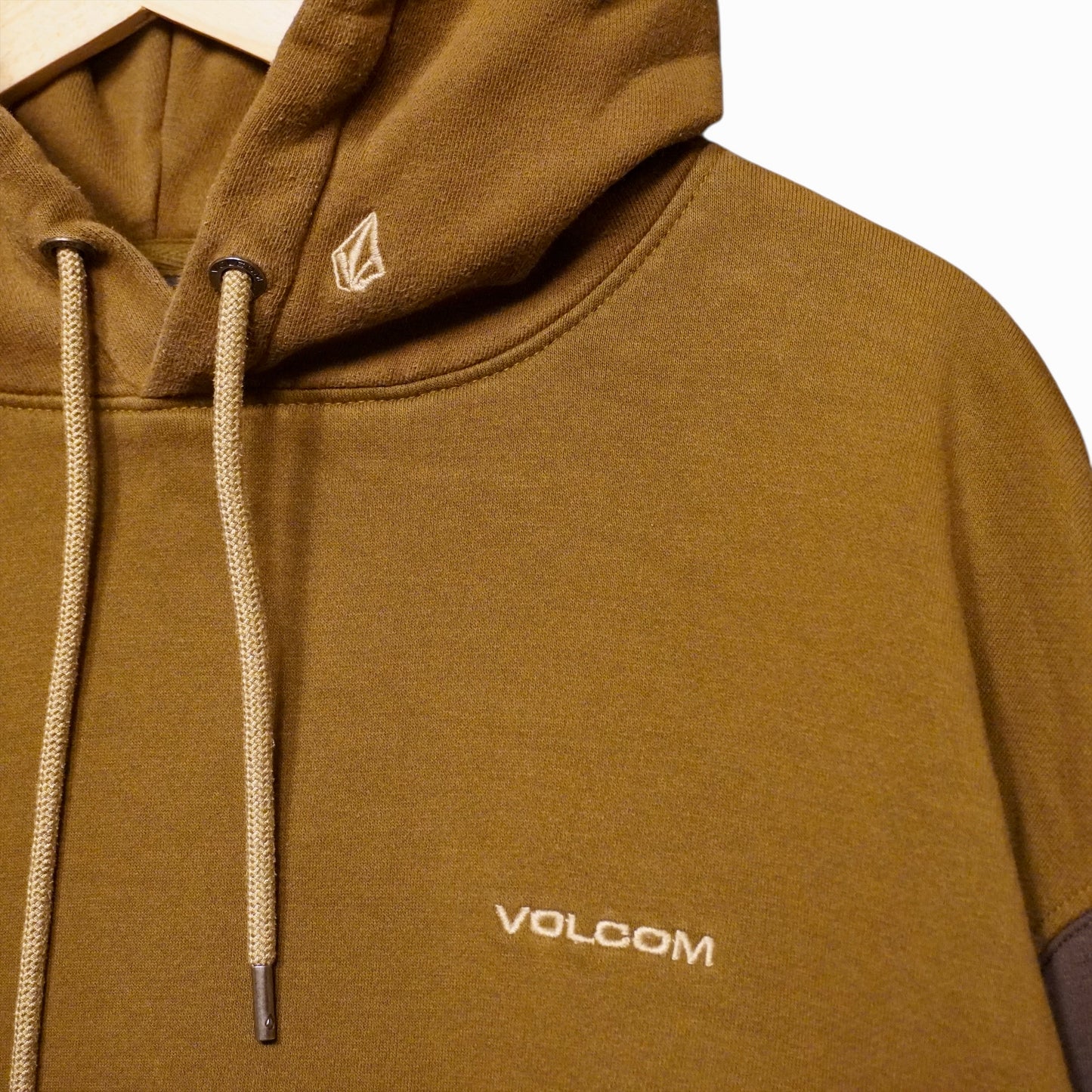 Volcom Hoodie (XL)