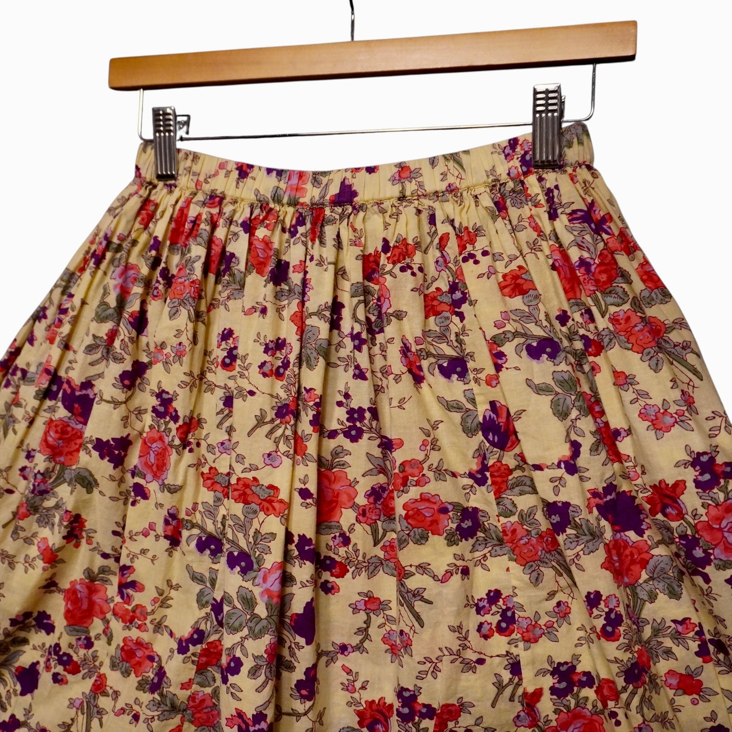 Vintage Floral Long Skirt (S)