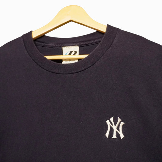 Vintage Yankees Tee (XL)