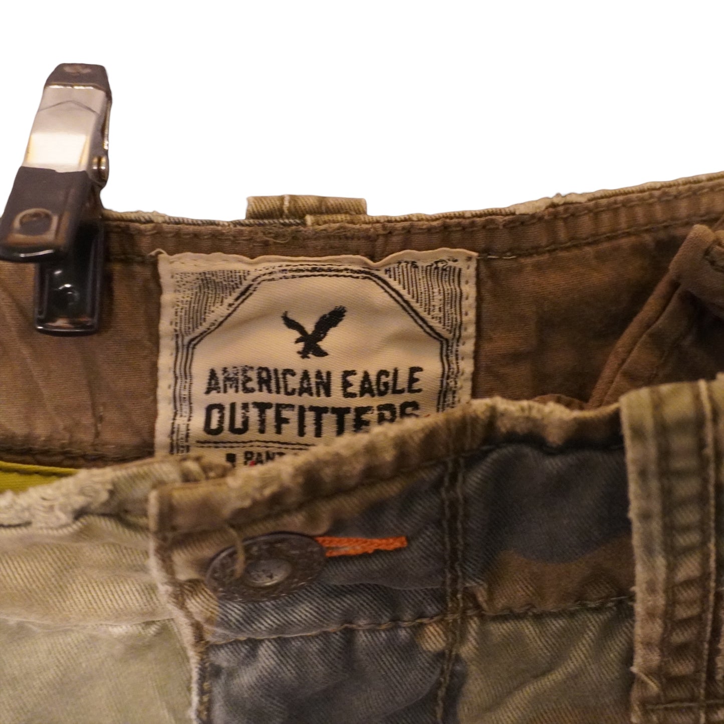 American Eagle Camo Cargo Shorts (33)