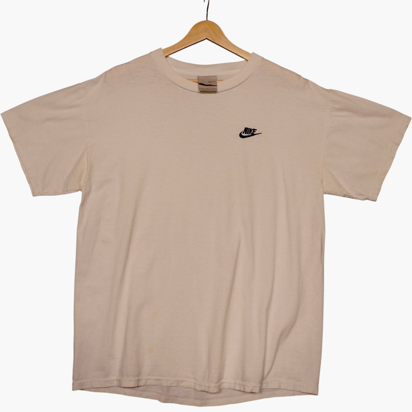 Y2K Nike Essential Tee (L)