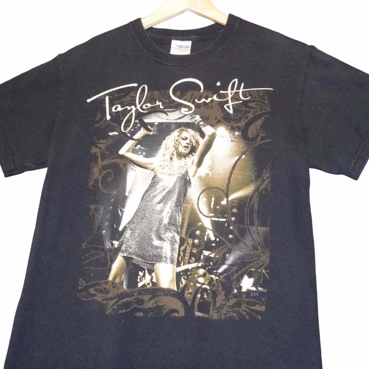 Taylor Swift Tour Tee (S)
