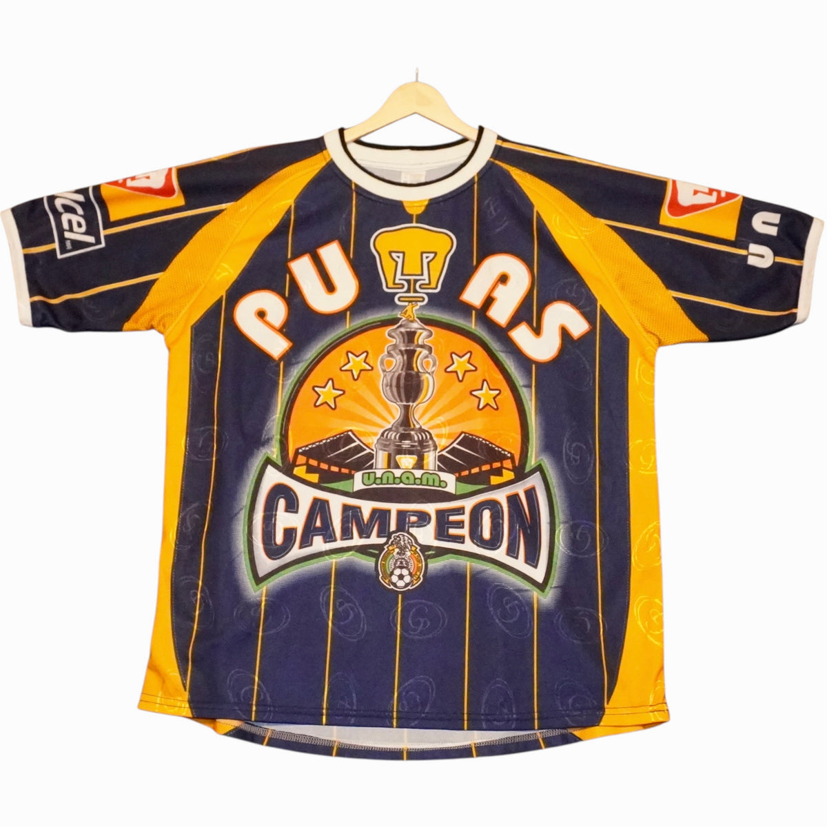 VTG Pumas Campeon Soccer Jersey (L)