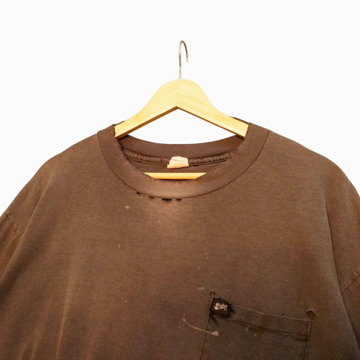 VTG Distressed Dakota Cigs Tee (L)