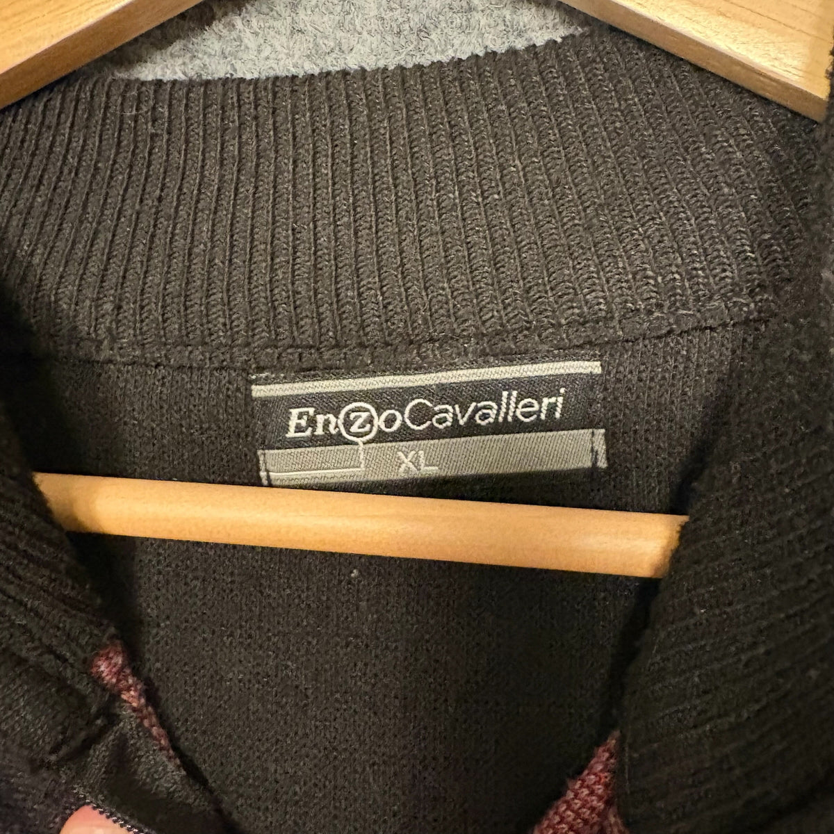 VTG Enzo Sweater (XL)
