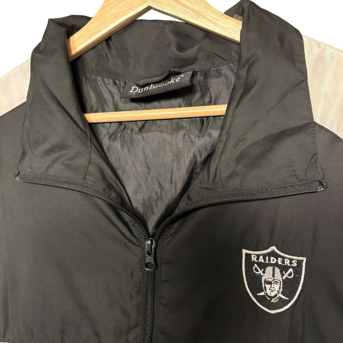 Dunbrooke Raiders Windbreaker (XL)